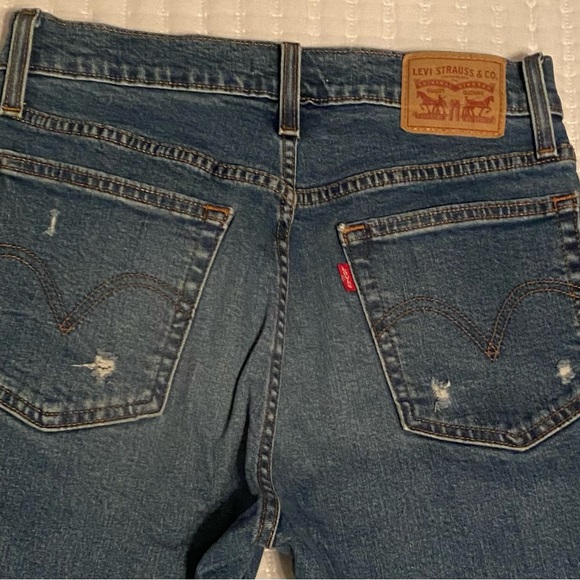 Levi’s ripped Jean - Picture 4 of 4